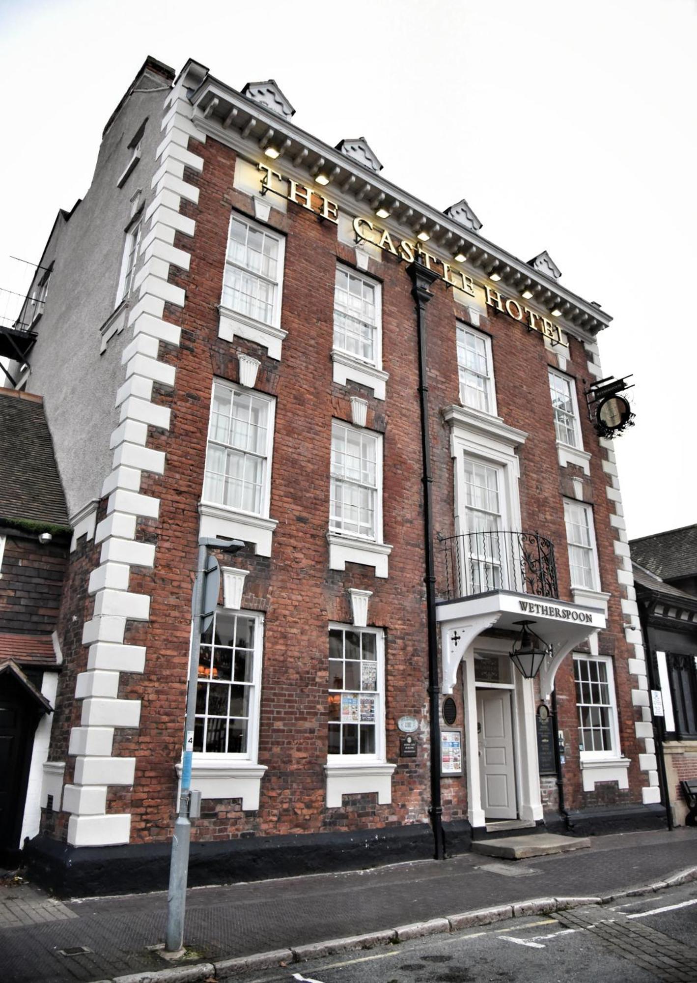 The Castle Hotel Wetherspoon Рітін Екстер'єр фото