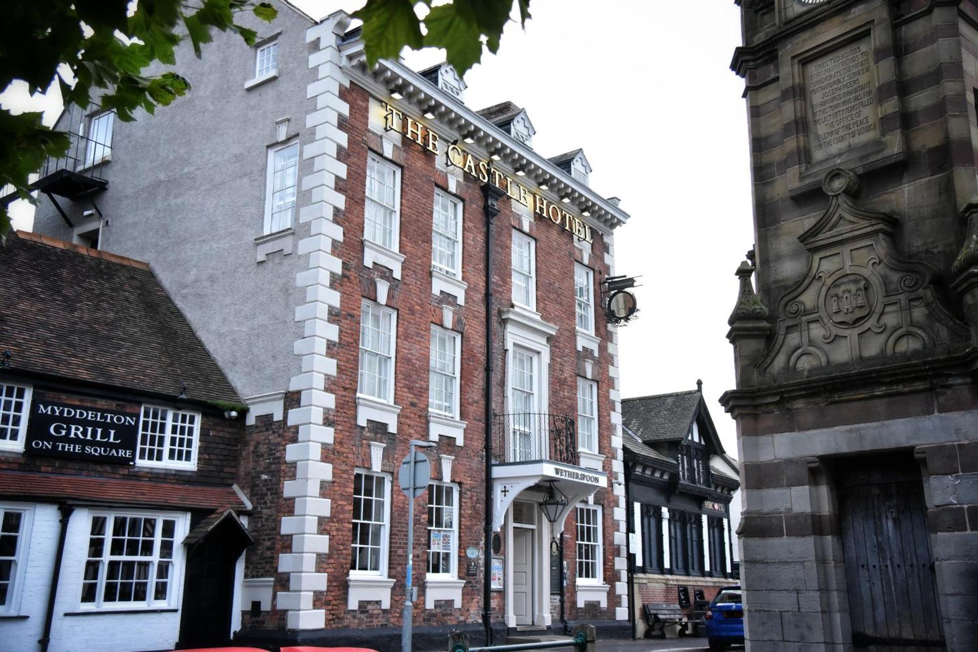 The Castle Hotel Wetherspoon Рітін Екстер'єр фото
