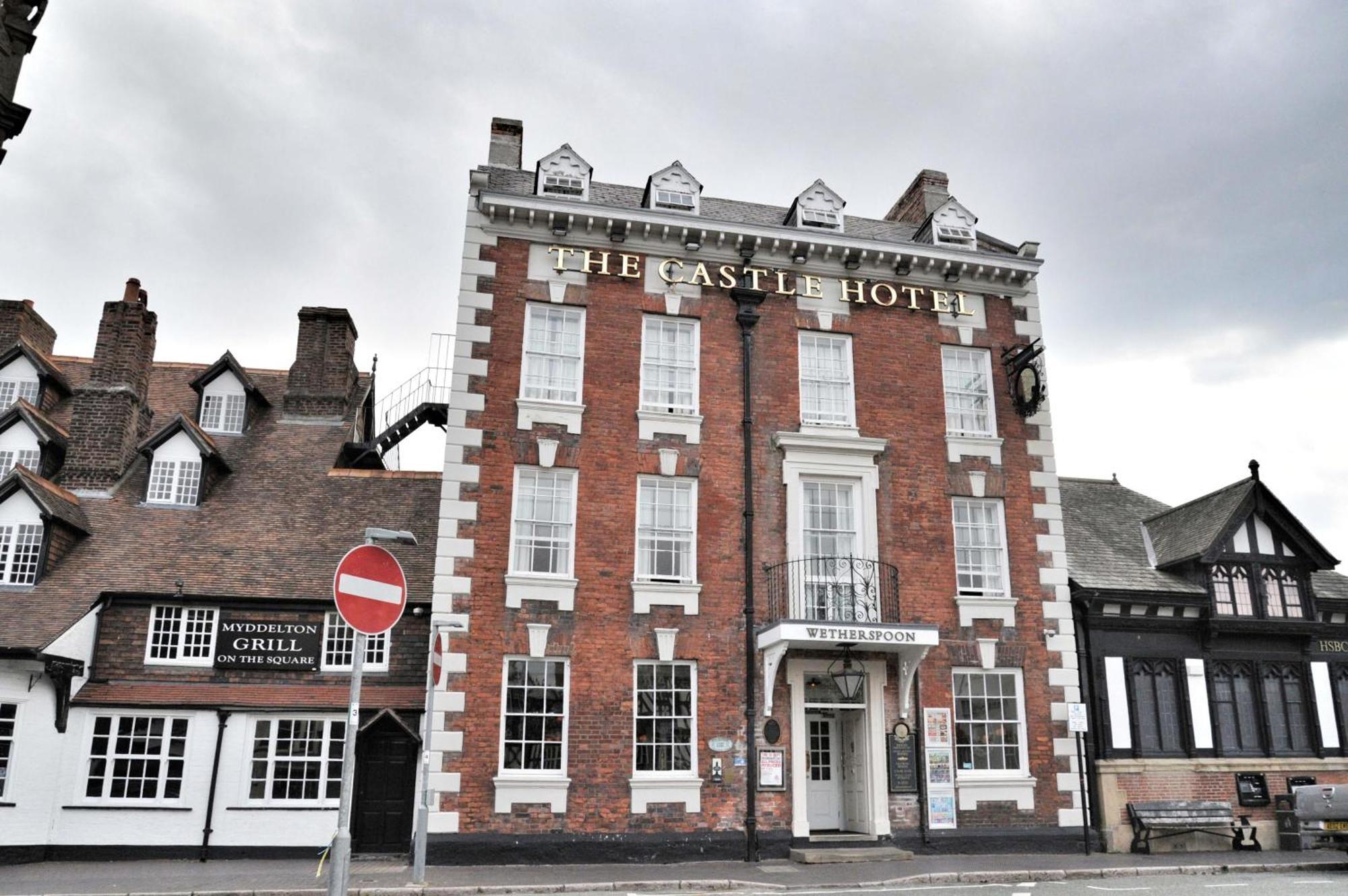 The Castle Hotel Wetherspoon Рітін Екстер'єр фото